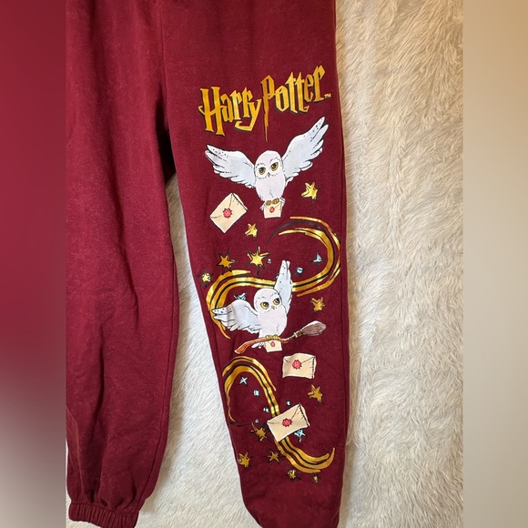 Wizarding World of Harry Potter Jogger Sweatpants | Maroon | Size Large 🦉✨❤️ - Picture 6 of 13